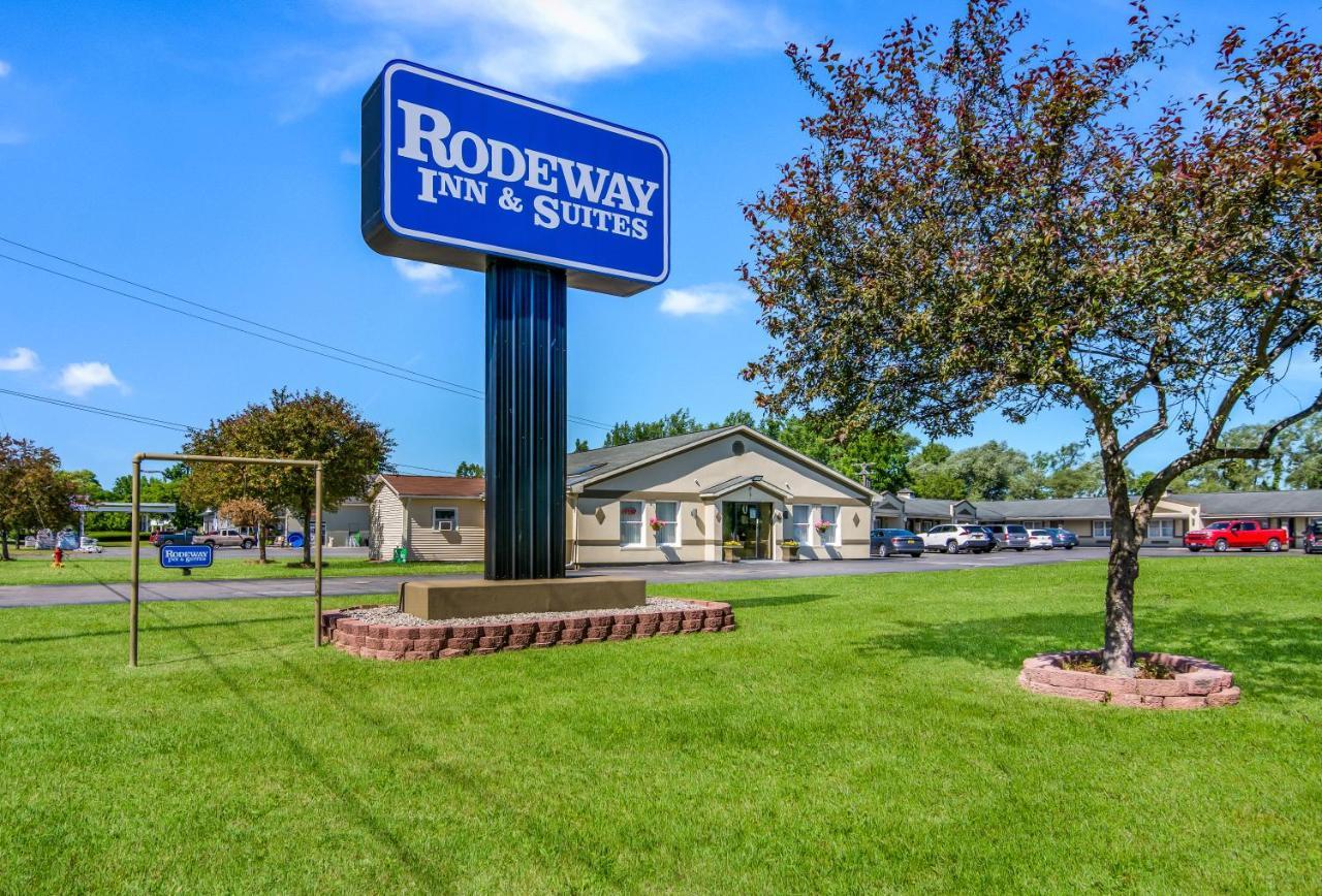Rodeway Inn Weedsport Kültér fotó