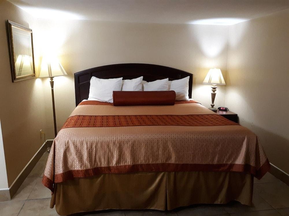 Rodeway Inn Weedsport Kültér fotó