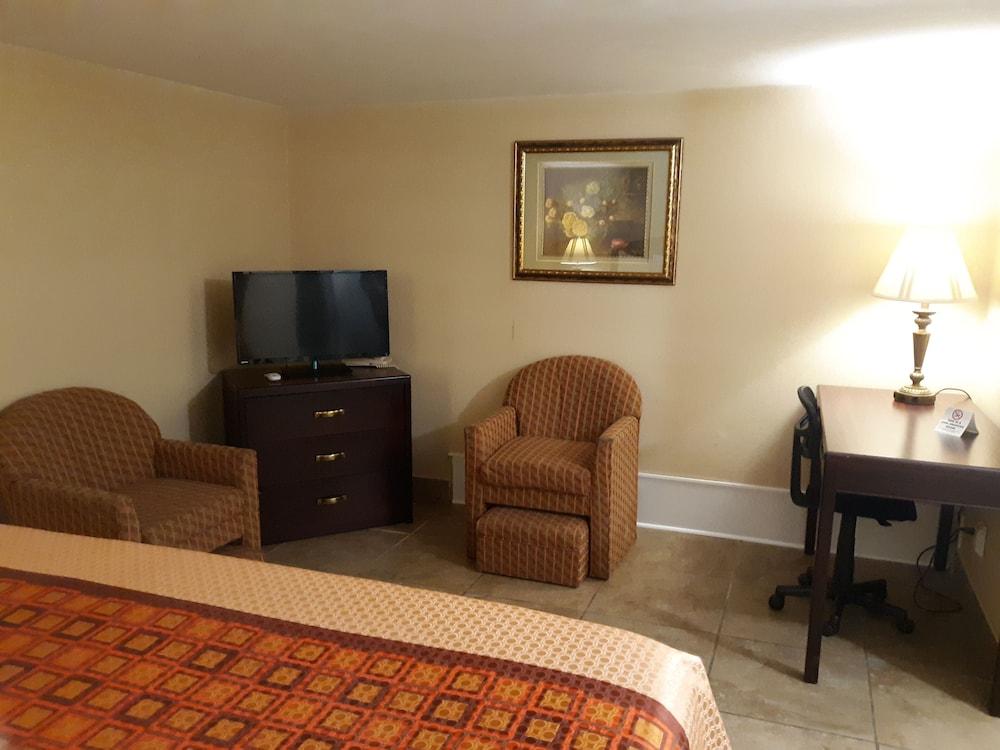 Rodeway Inn Weedsport Kültér fotó