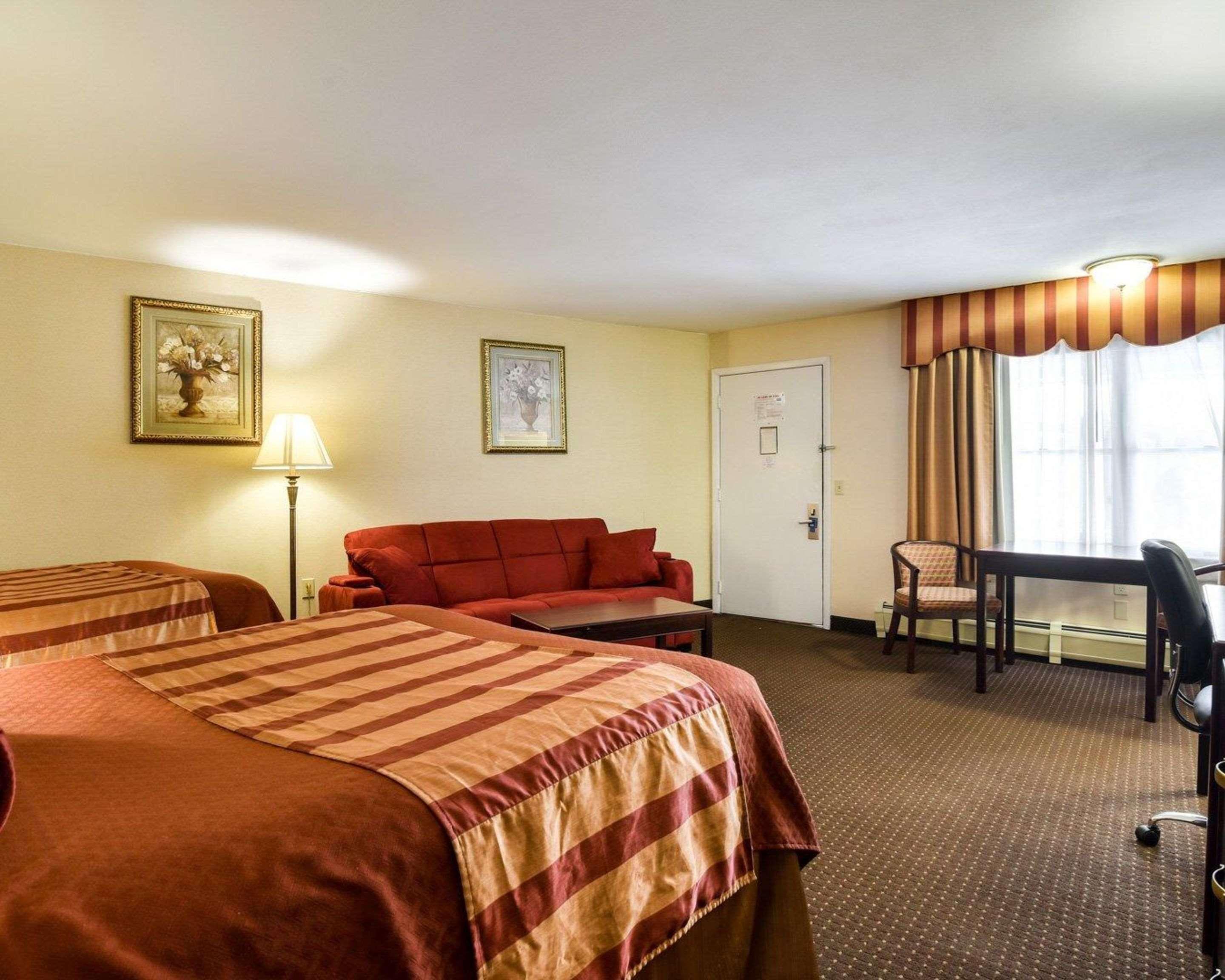Rodeway Inn Weedsport Kültér fotó